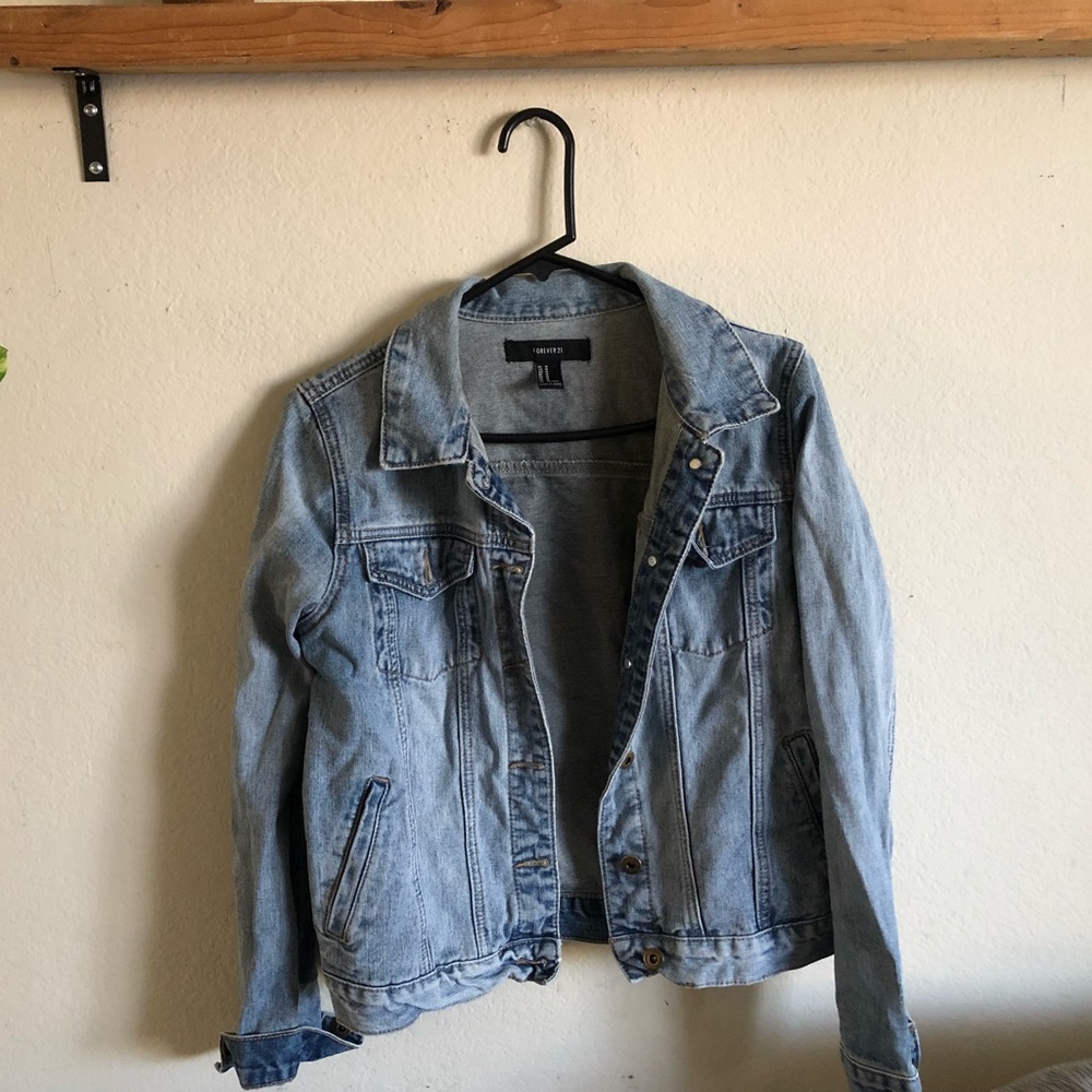 Light wash jean jacket